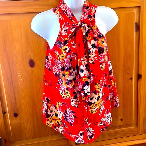 🚫SOLD🚫 Orange Floral Blouse 🧡🌻 - Picture 3 of 17